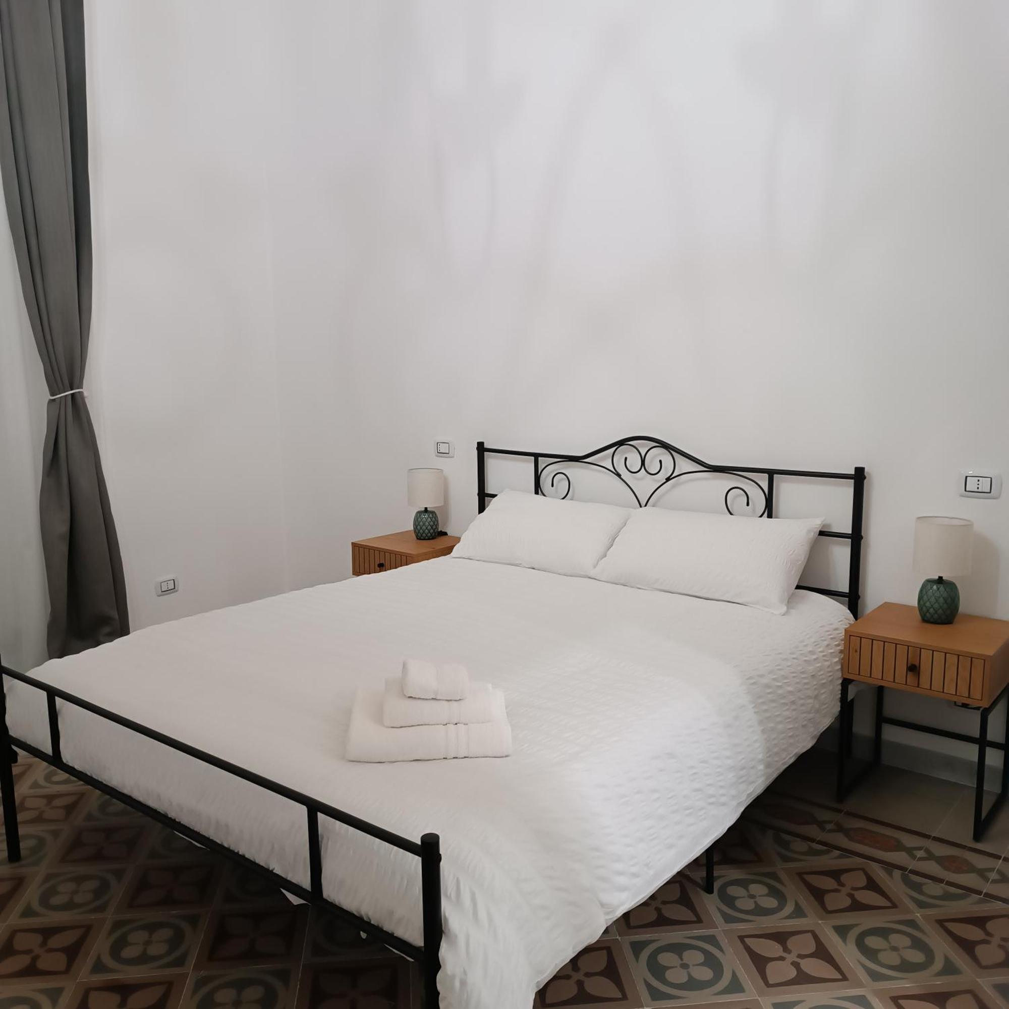 Dimora Tarantina Hotel Таранто Екстериор снимка