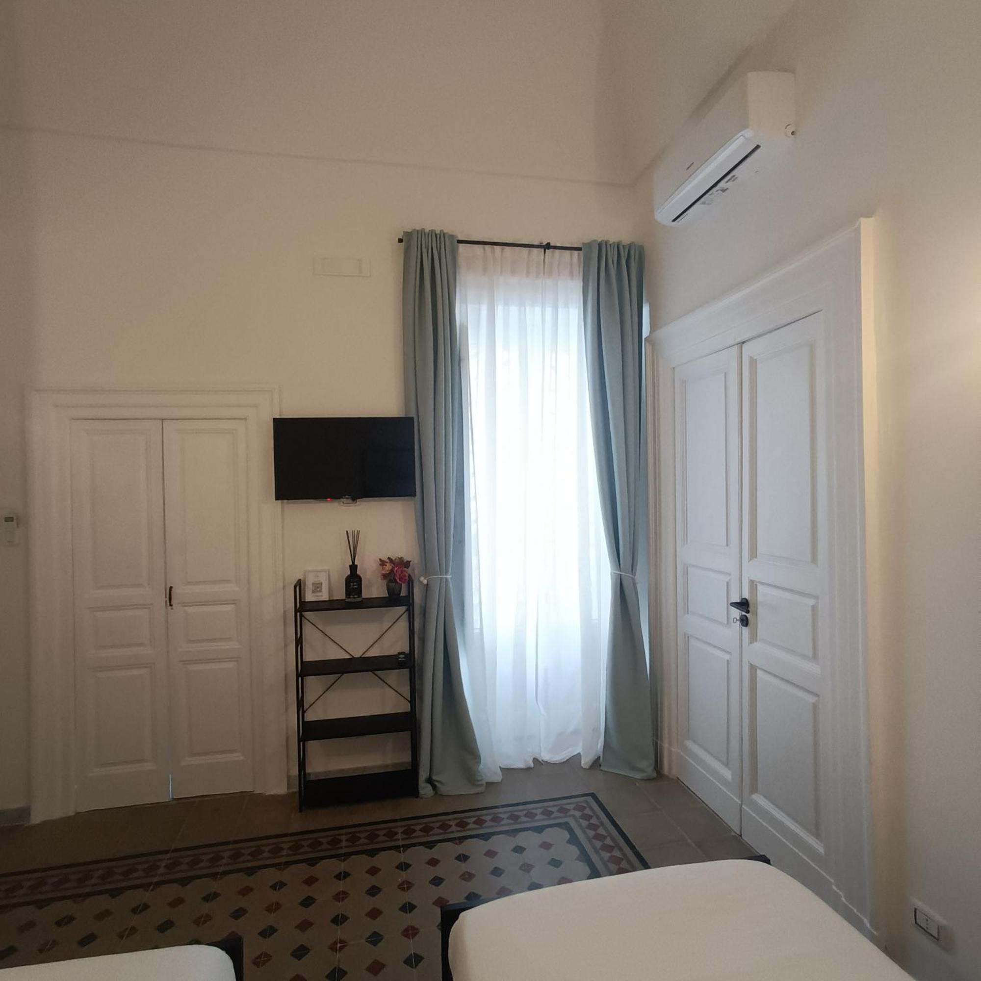 Dimora Tarantina Hotel Таранто Екстериор снимка